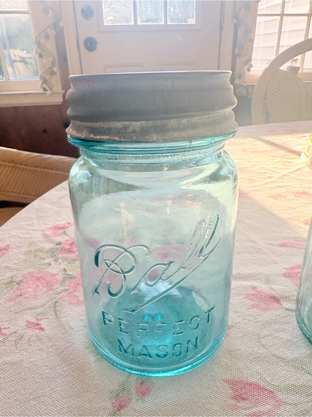 Vintage Blue Aqua Glass Ball Perfect Mason Jar Pint Size Zinc Lid 1910-1923